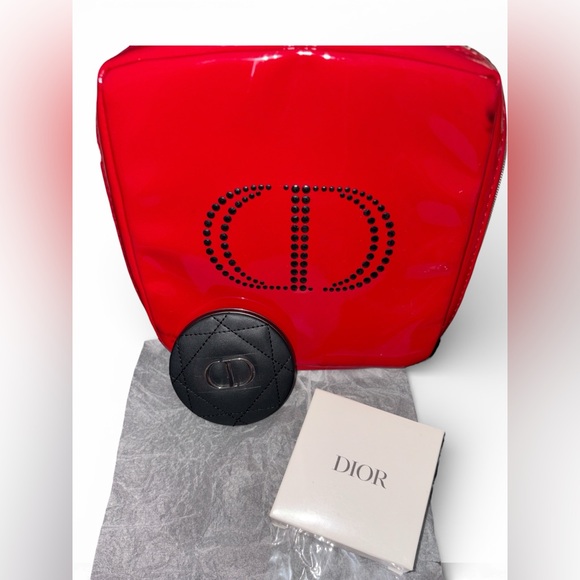 Dior Bundle: Pocket Mirror NWT and Cosmetic bag GUC - Picture 5 of 13